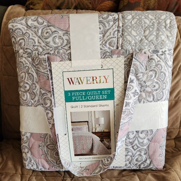NWT Waverly 3-Piece Reversible Quilt Set MOONLIT MEDALLION Full Queen - Picture 1 of 4